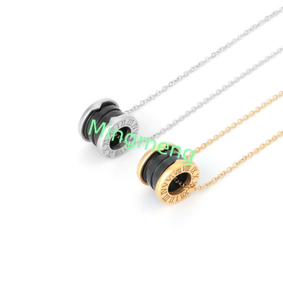 Gold stainless steel necklace, light luxury, niche high-end collarbone necklace, temperament, women's high-end design, collarbone chain, new style